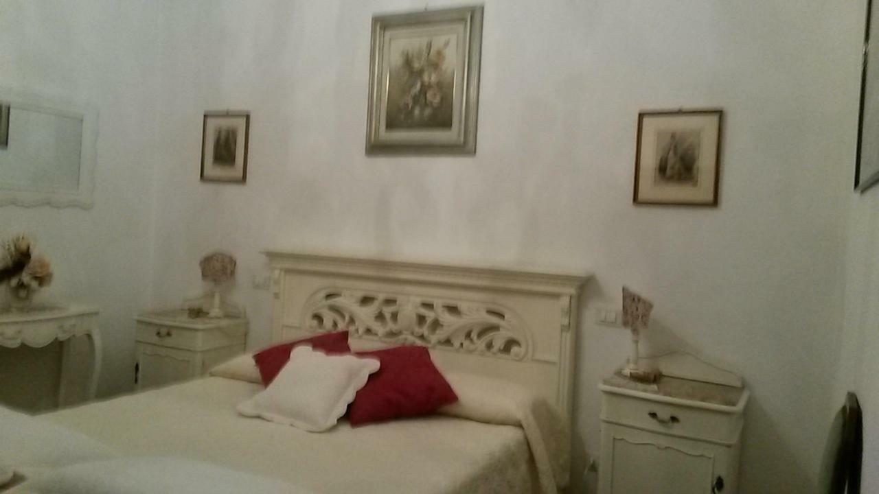 Carla Bed and breakfast Pisa